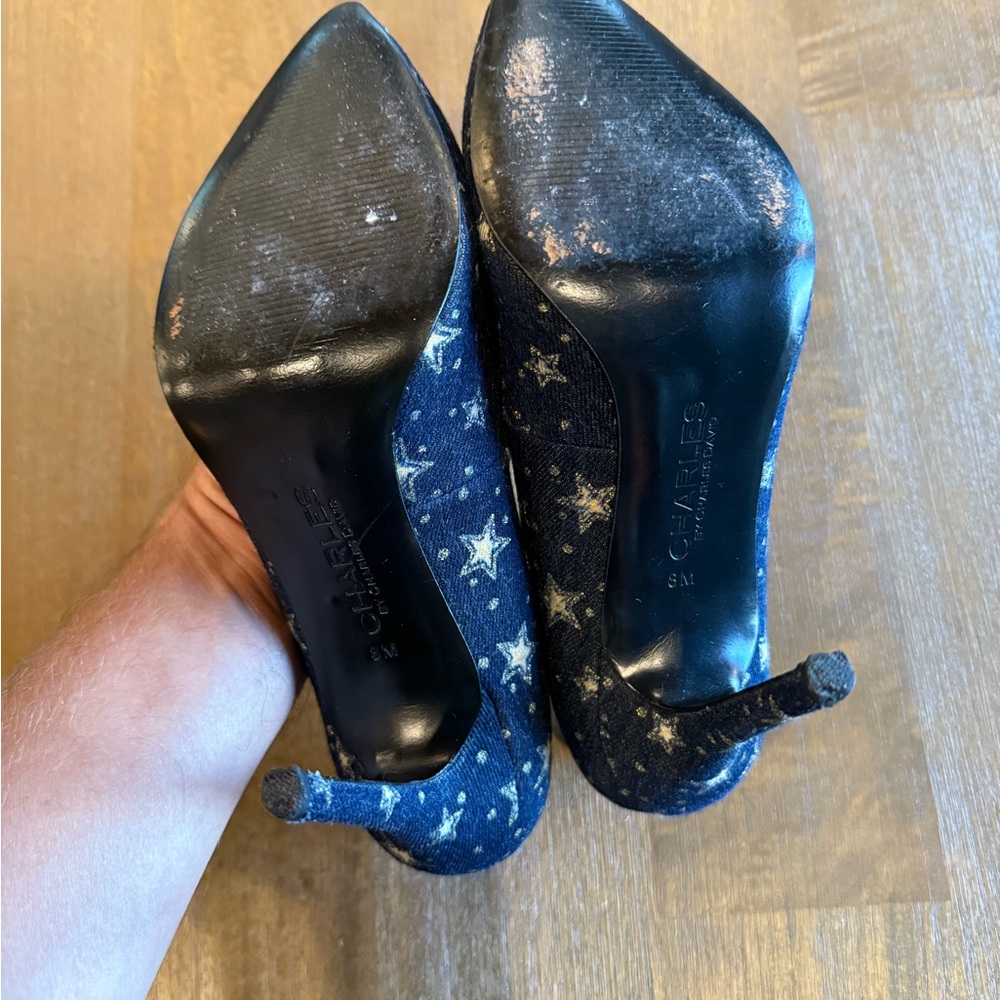 Charles x Charles David Indigo Denim Women's Pumps - Picture 6 of 7